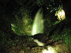 Wasserfall bei Nacht