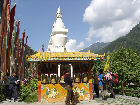 Stupas und Gebetsmühlen